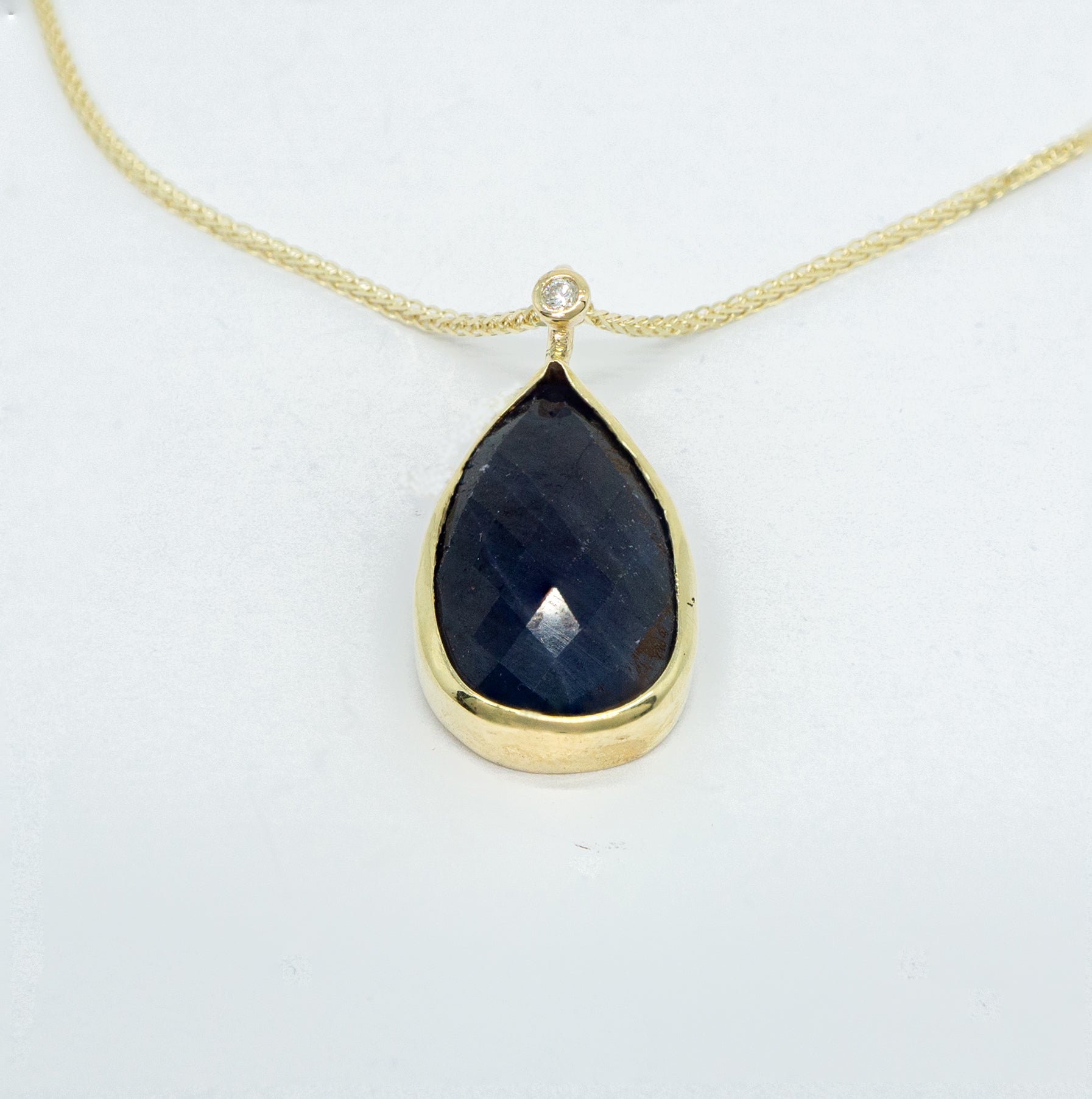 Lara Rose-Cut Sapphire Necklace, front view
